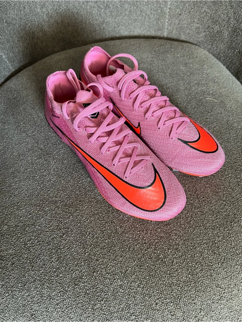 Nike Mercurial Vapor 16 air zoom‎  Elite FG model  Size 4.5 youth Brand new